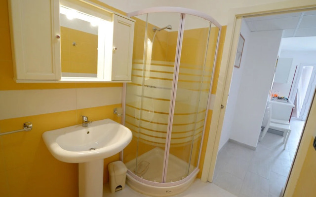 Toto Residence