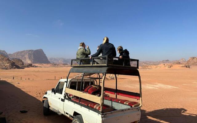 Nael Panoramic Camp