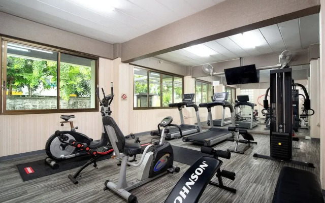 P-Park Hotel near Yanhee Hospital