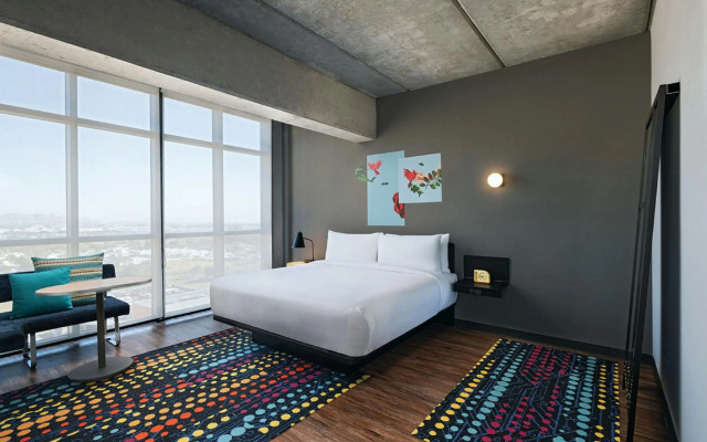 Aloft Guadalajara Sur
