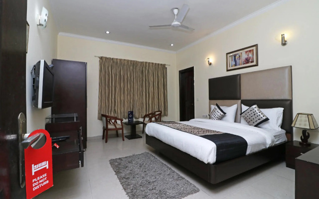 OYO 10171 Hotel Comfort Stay