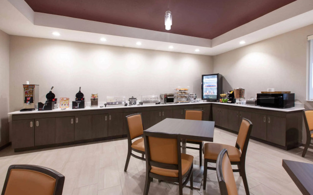Hawthorn Extended Stay by Wyndham Odessa