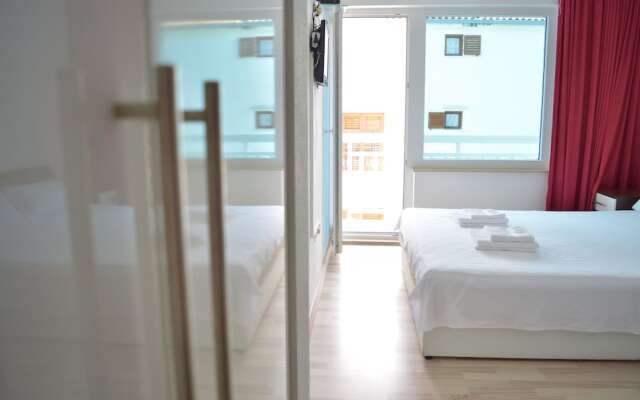 Apart-pansion Promajna