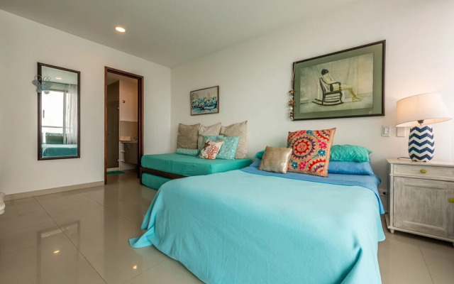 Vitri Cartagena Beachfront