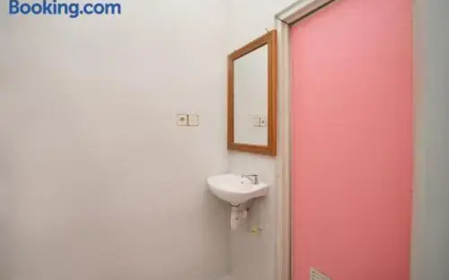 OYO 2937 Nindy Homestay 2