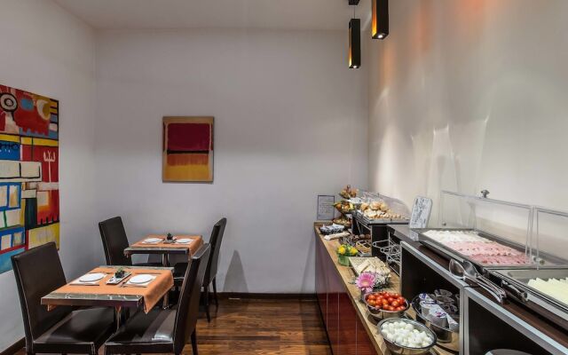 Catone District Hotel