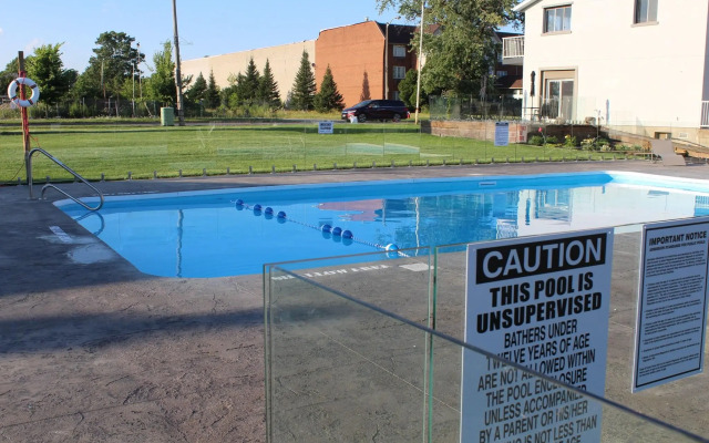 Super 8 By Wyndham Niagara Falls On