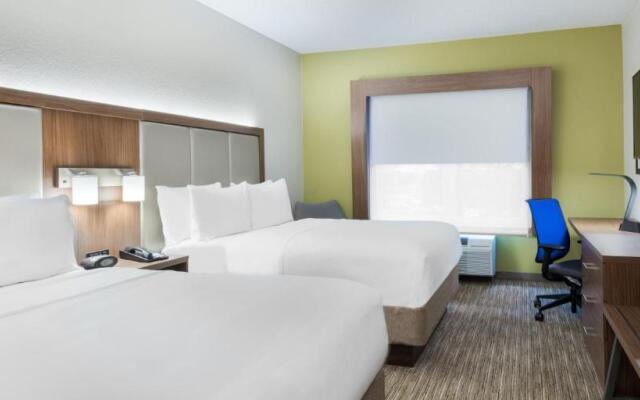 Holiday Inn Express & Suites Heath - Newark, an IHG Hotel