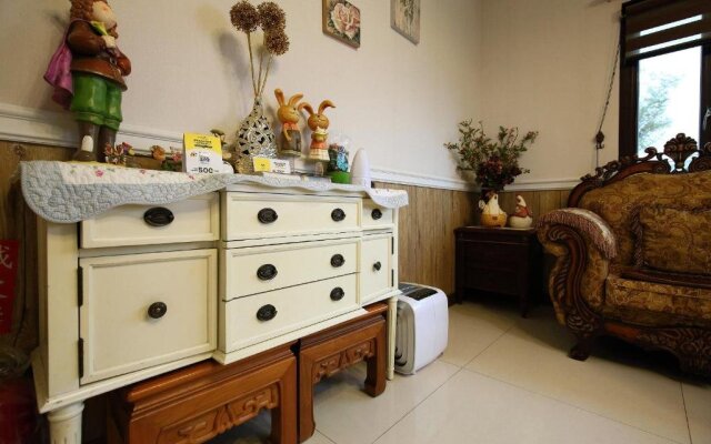 Mu Xia Beds and Breakfasts