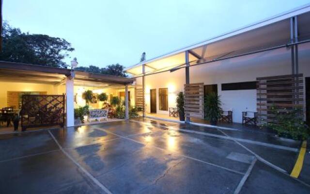 Casa Maria Airport B&B