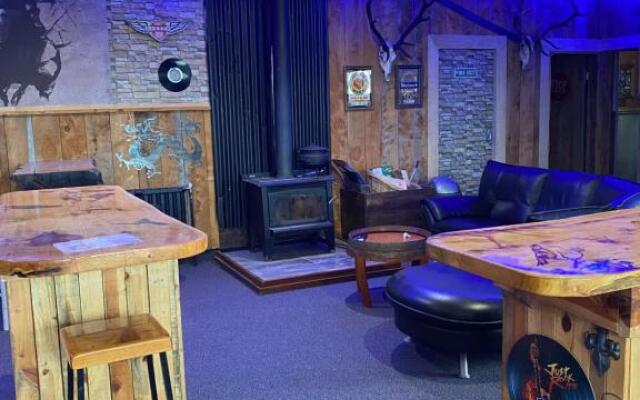 National Park Alpine Lodge