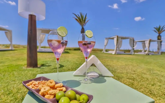 Beach Club 93