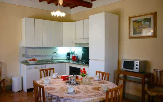 Stunning private villa for 8 guests with private pool, WIFI, TV, terrace, pets allowed and parking