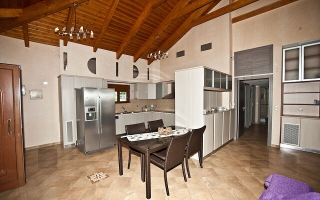 Marathos Paradise Seaside Retreat