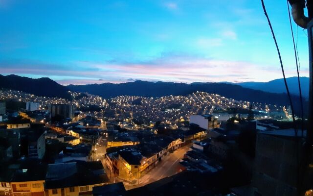 Hostal Triángulo del Café - Hostel
