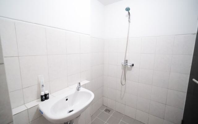 Best Choice And Strategic Location Studio At Apartment Suncity Residence