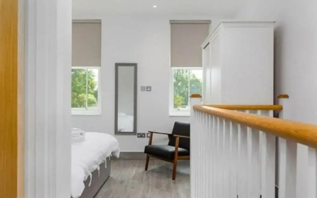 The Lion Gate Apartments