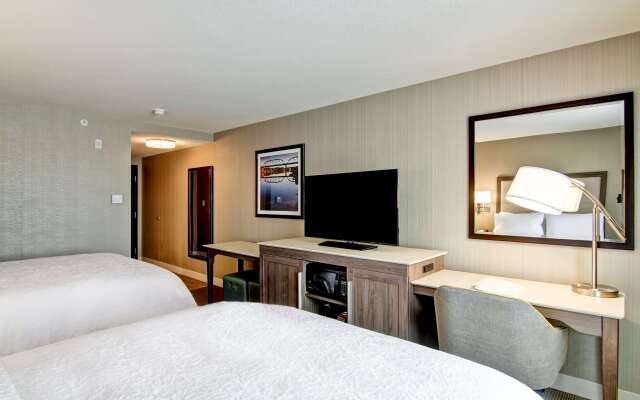 Hampton Inn & Suites by Hilton Saskatoon Airport