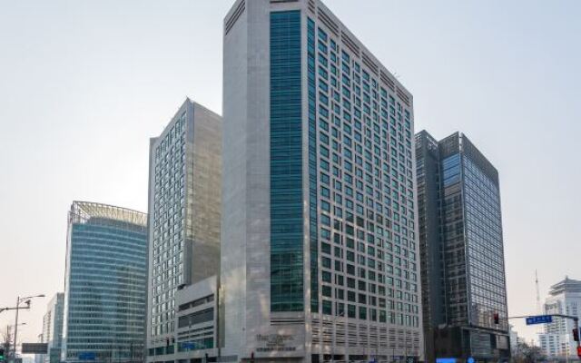 Financier Executive Residence