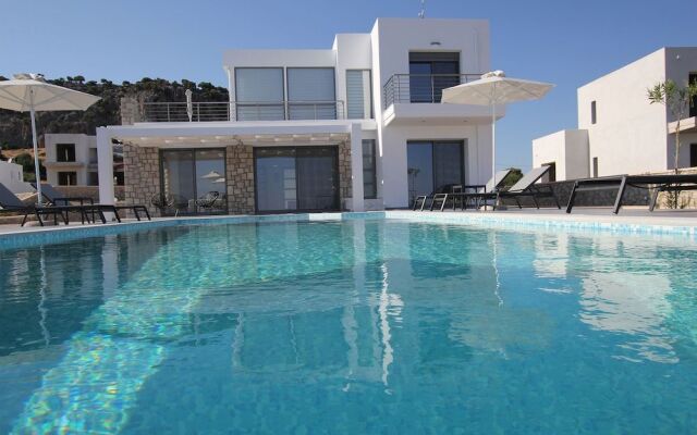 Alana Suites