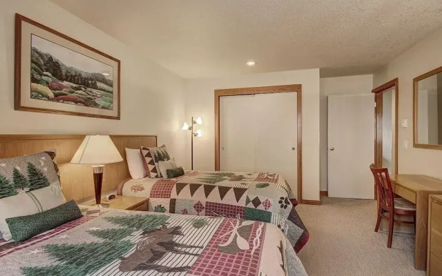 1638 Quicksilver - 3 Br Condo