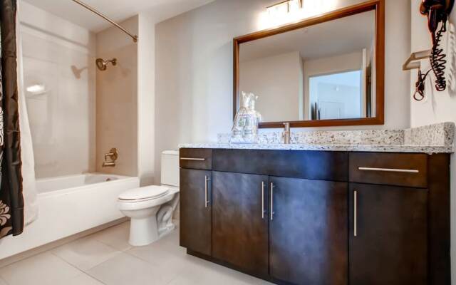 Global Luxury Suites at Park Crest