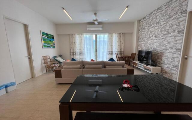 Batu Ferringhi - Shamrock Beach Villas