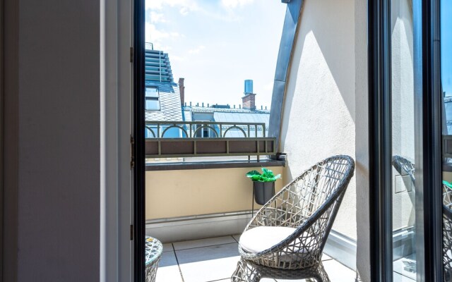 High Street Suites