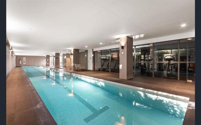 Brilliant Toorak Park Apartment GardenView FreeParking SmartTV