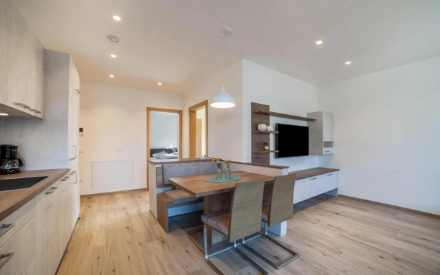 City-apartment Flora