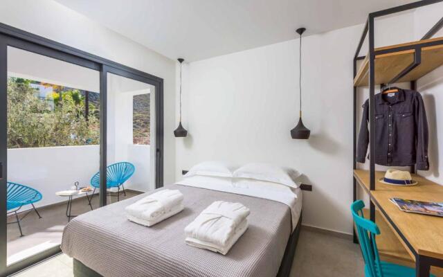 Lambis Athina