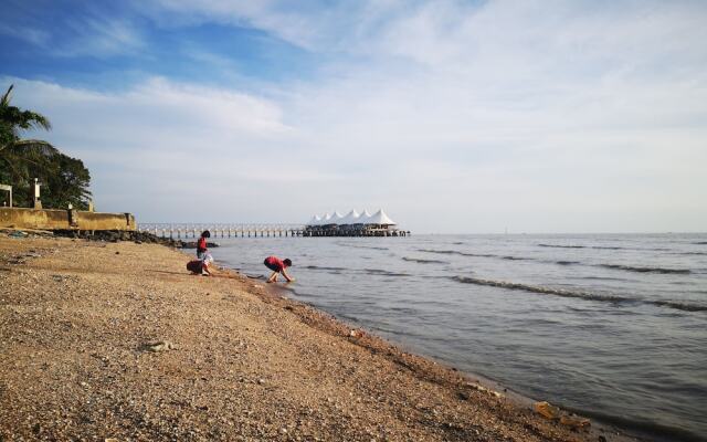 Putra Brasmana Hotel