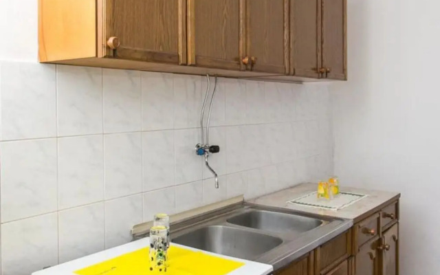 Apartment Angelina - Three Bedroom Apartment With Balcony and Sea View