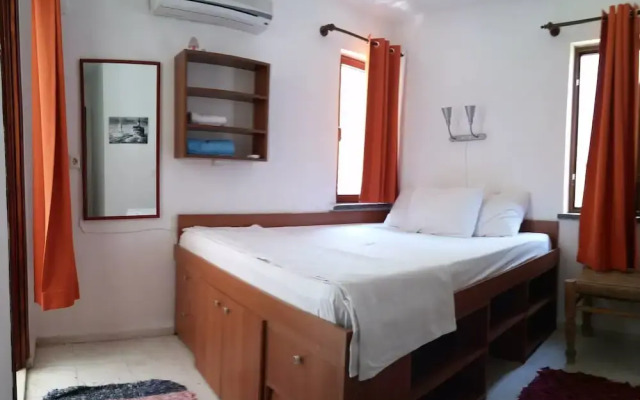 Alkali House