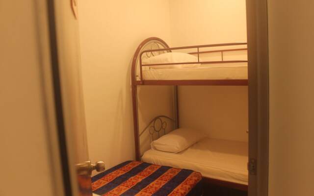 Georgetown Heritage Motel – Guest Rooms – George Town