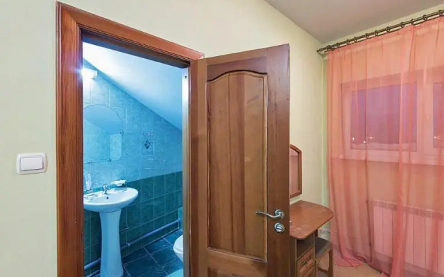 Mini-Hotel Okhotnik
