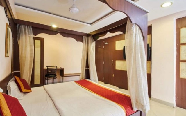 Hotel Savera