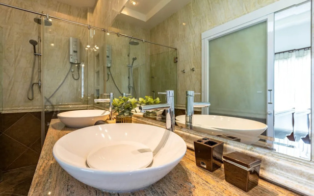 Private 3 Bedroom Pool Villa PP10