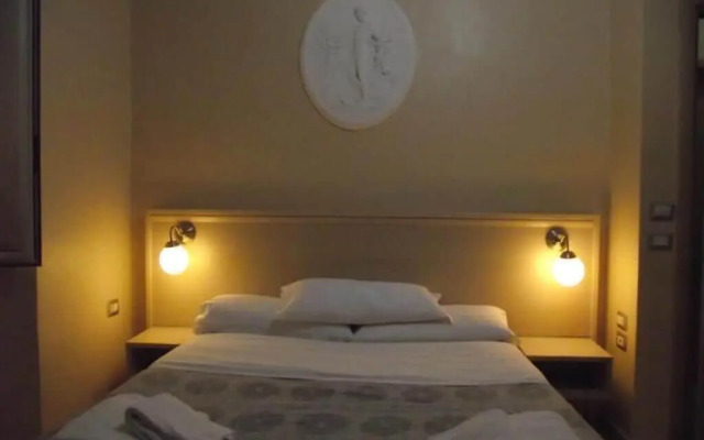 Hotel Elide