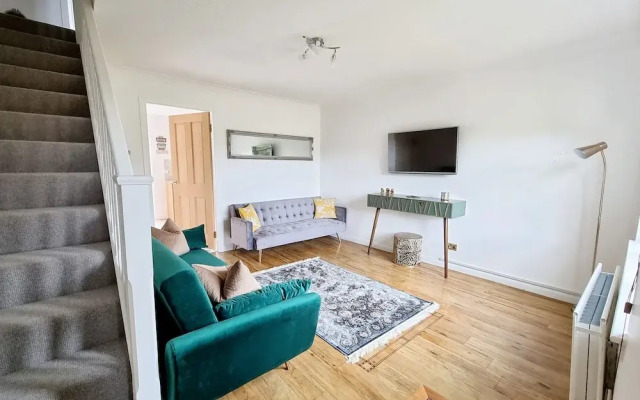 Spacious Family Home In Glasgow