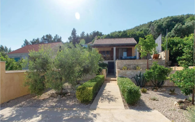 Holiday home Prizba 20