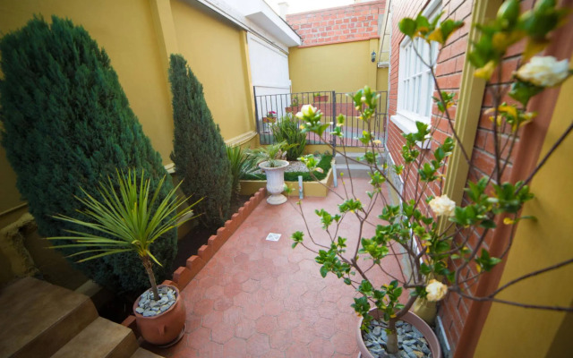 La Colina Bed and Breakfast