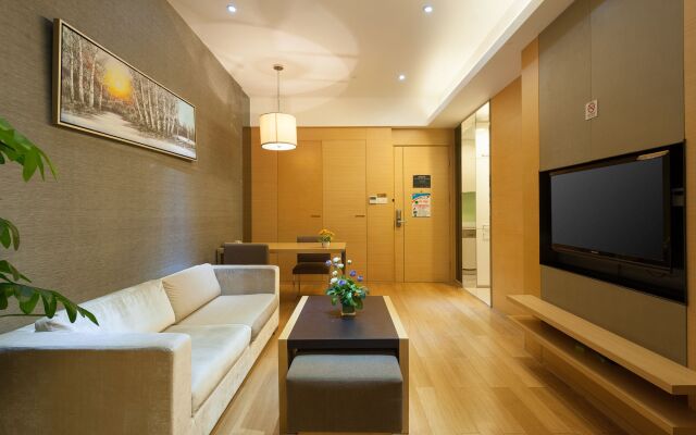 Yicheng Apartment PaZhou Poly World Center