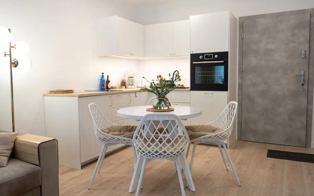 Apartment With a Terrace Near Sea