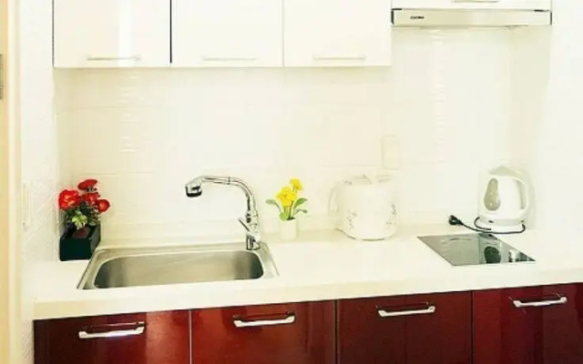 Ian Residence