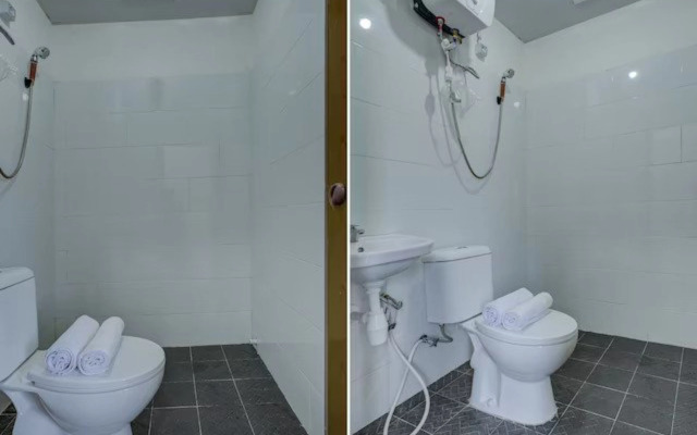 Oyo 3198 Sukomanunggal Inn