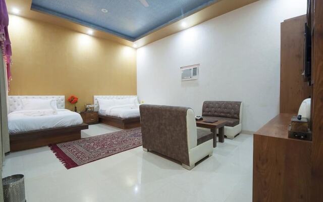 Van Chhavi Resort