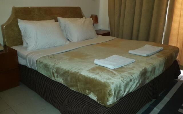 Al Raien Hotel Apartment