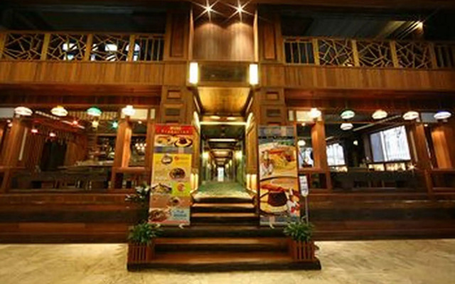 Grand Diamond City Hotel & Casino