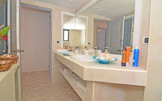 Beach Front Apartment No01